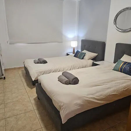 Amazing - 2 Bdr & Pool Paphos