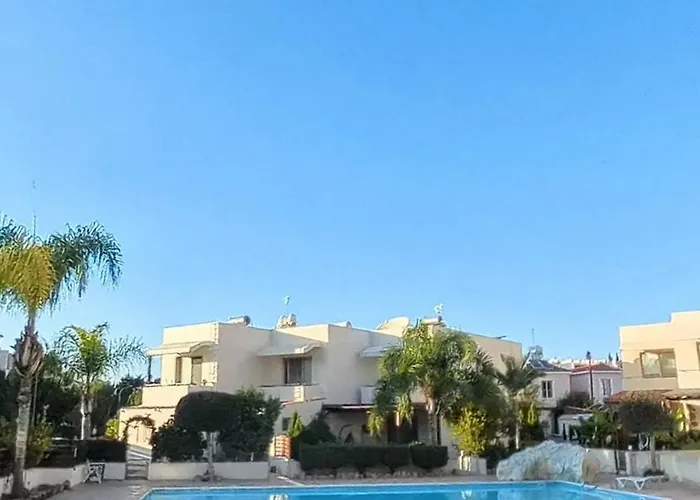 Amazing - 2 Bdr & Pool *