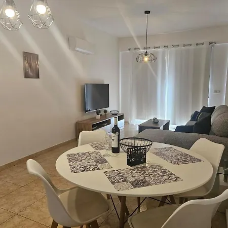 Appartement Amazing - 2 Bdr & Pool Paphos