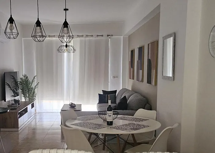 Appartement Amazing - 2 Bdr & Pool Paphos