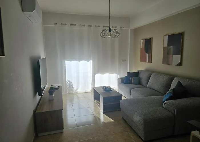 Amazing - 2 Bdr & Pool *